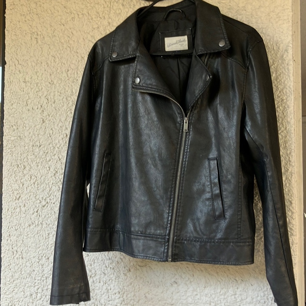 Universal Thread Black Leather Biker Jacket - image 3